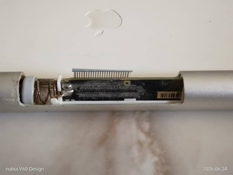 Apple wireless keyboard 4