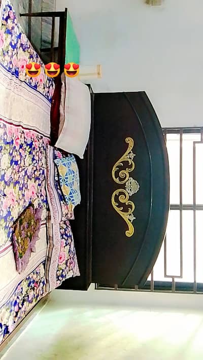 Double Bed and almari / bed set / showcase