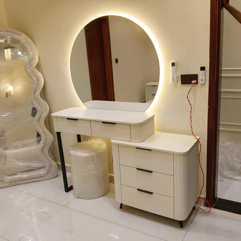 Double bed sidetable dressing 2
