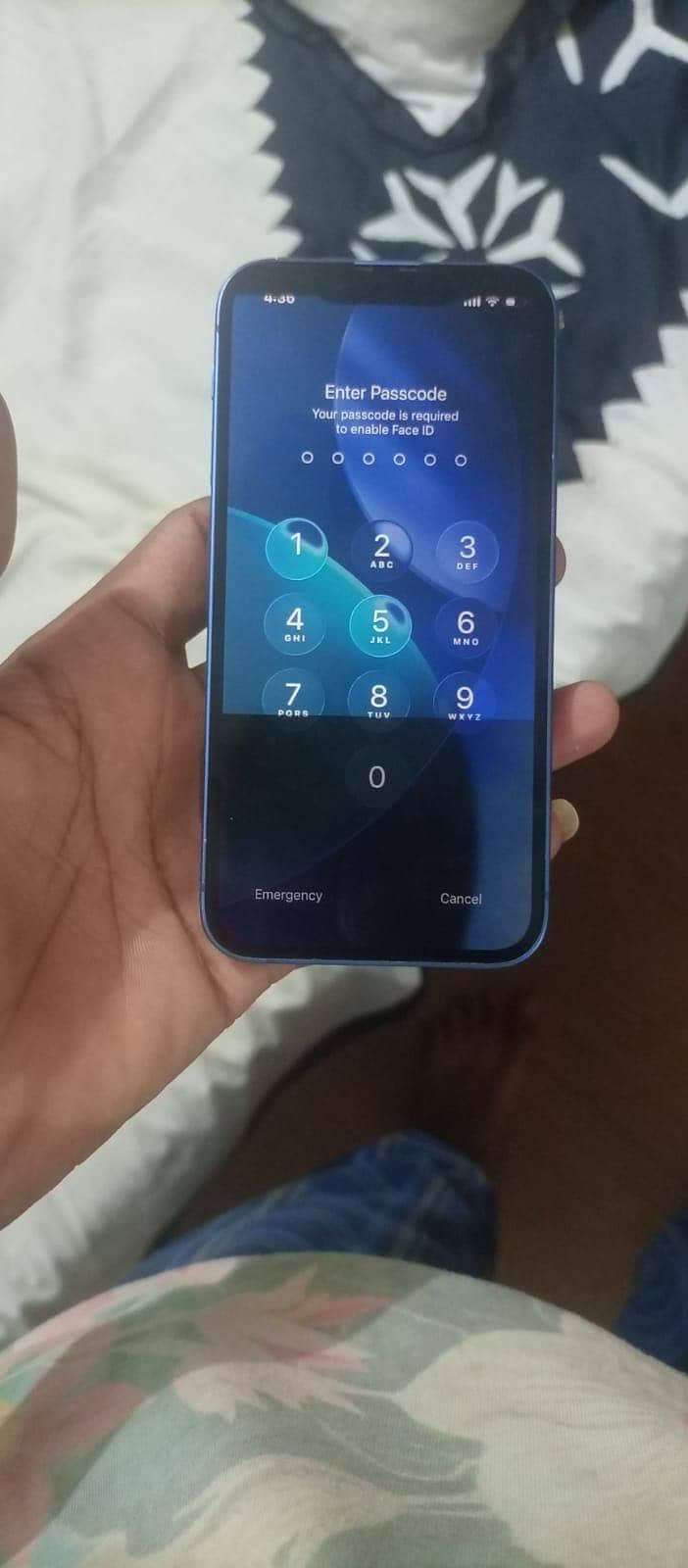 Apple iPhone 13 mini 1