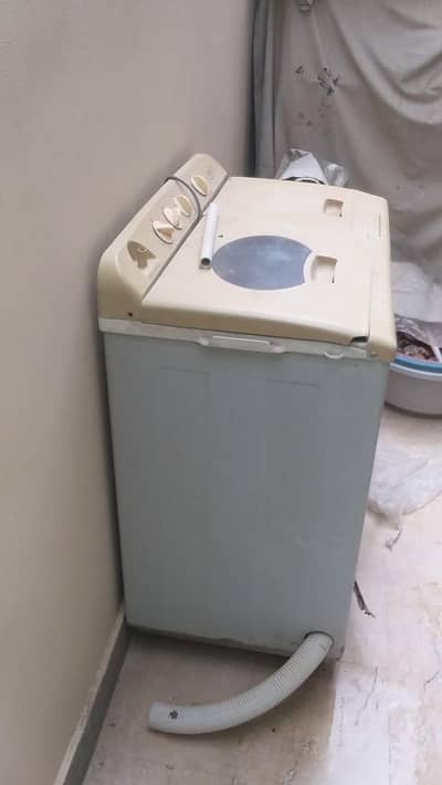 LG Semi Automatic Washing Machine Urgent Sale