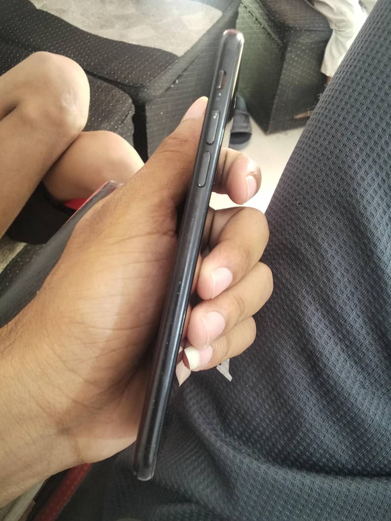 Apple iPhone 7 1