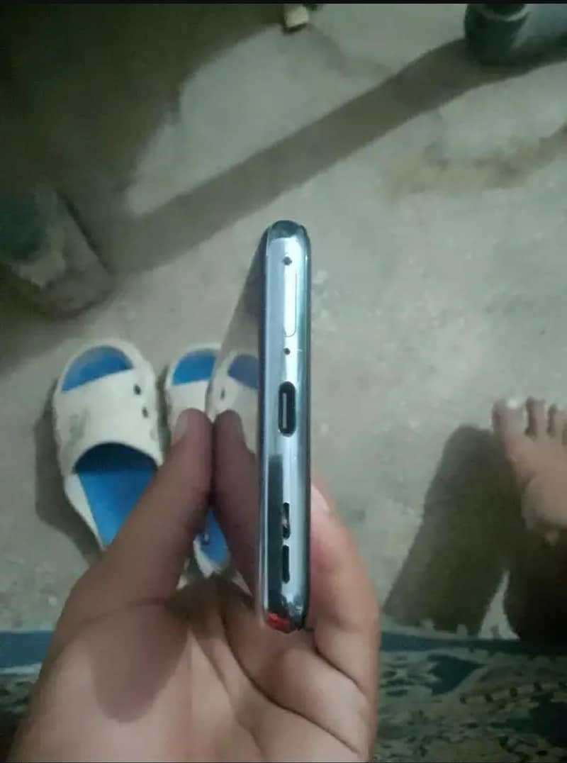 One Plus 9T 1