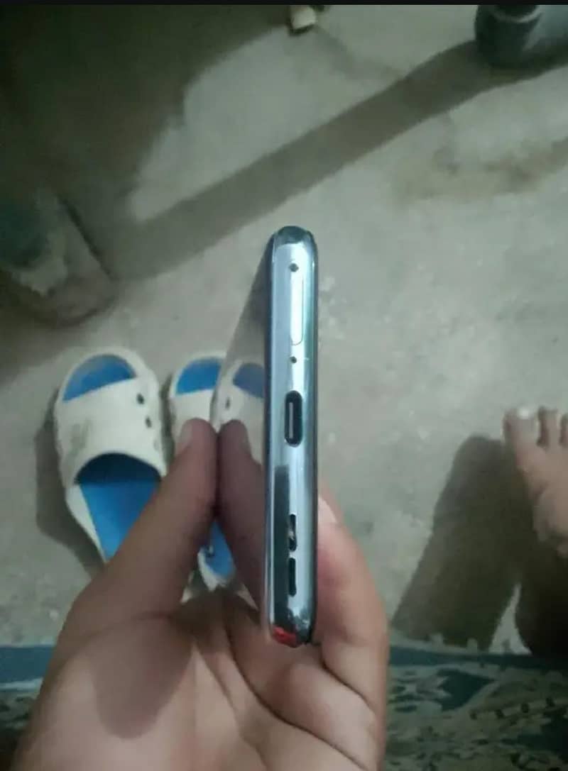 One Plus 9T 3