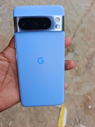 Google Pixel 8 Pro