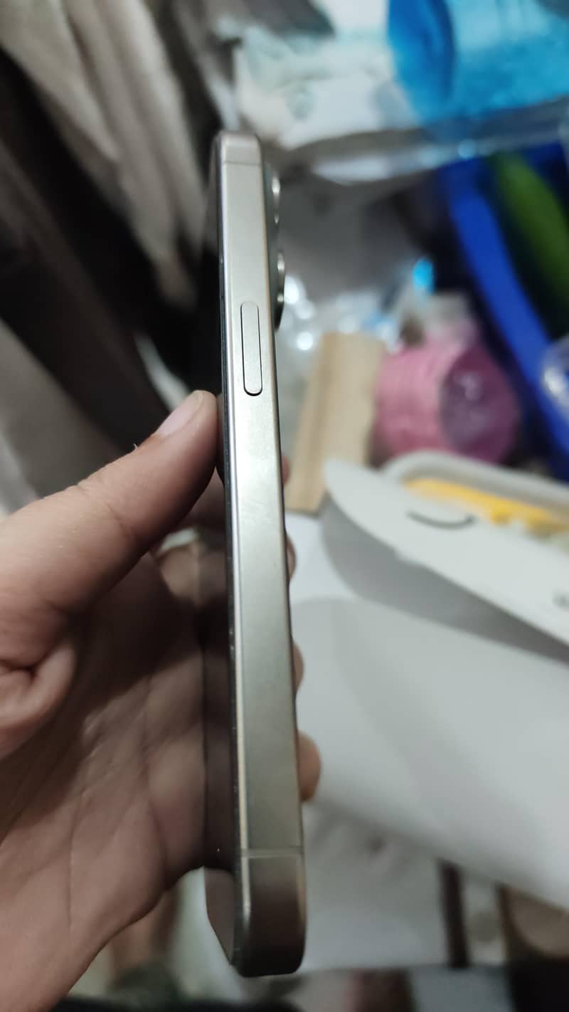 Apple iPhone 15 Pro 1