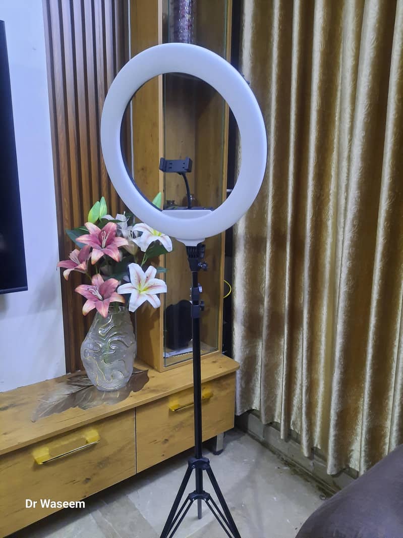 LED RING LIGHT 46 cm 10