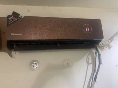 Dawlence 1 ton AC for sale