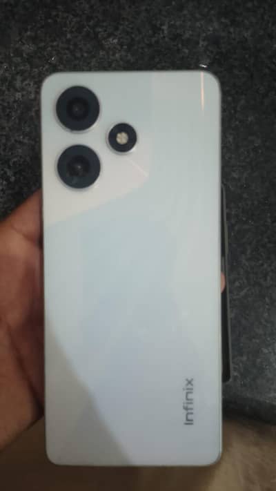 Infinix Hot 30