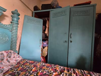 3 door cupboard for sell