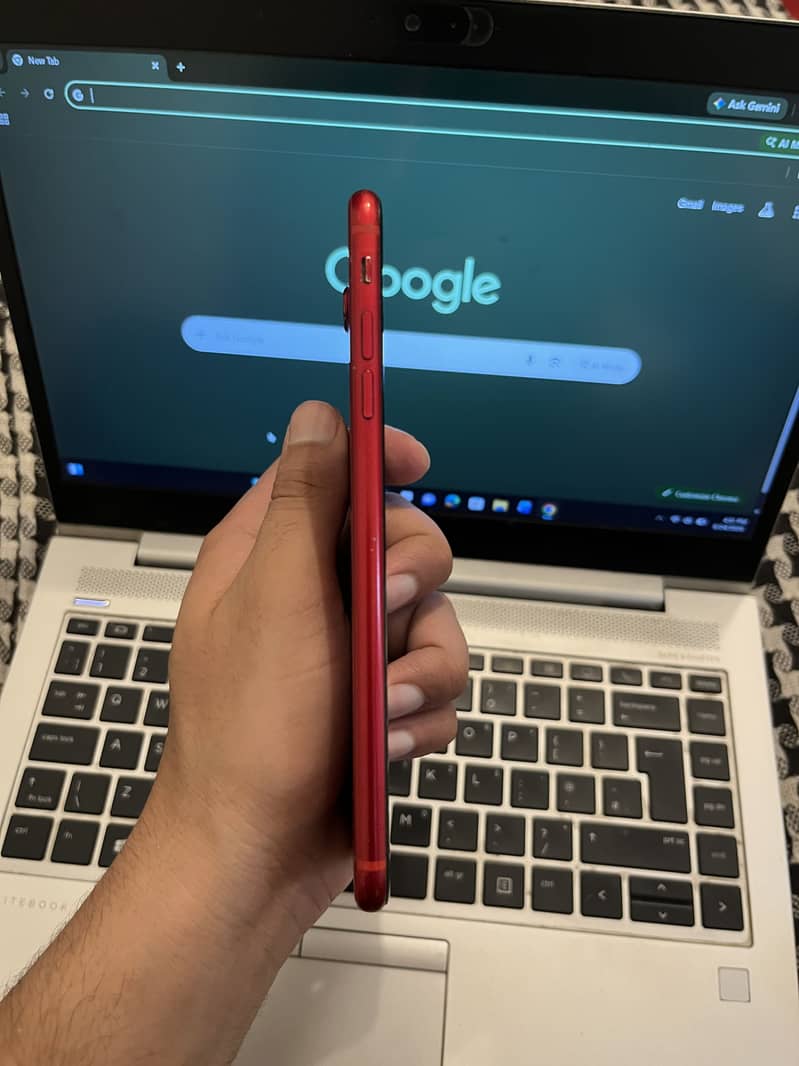 Apple iPhone 8 Plus 3