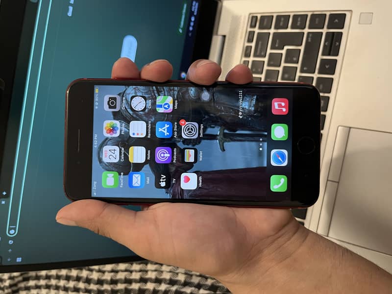 Apple iPhone 8 Plus 5