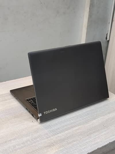 Toshiba Portege Z30-B | Core i7 5th Gen | 8GB RAM | 256GB SSD
