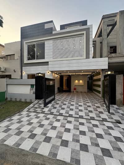 8 Marla Double Story Brand New House For Sale Ideal Location, Usman Block Lahore