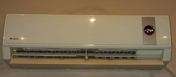 GREE 1.5 Ton AC Antique Model. . . .