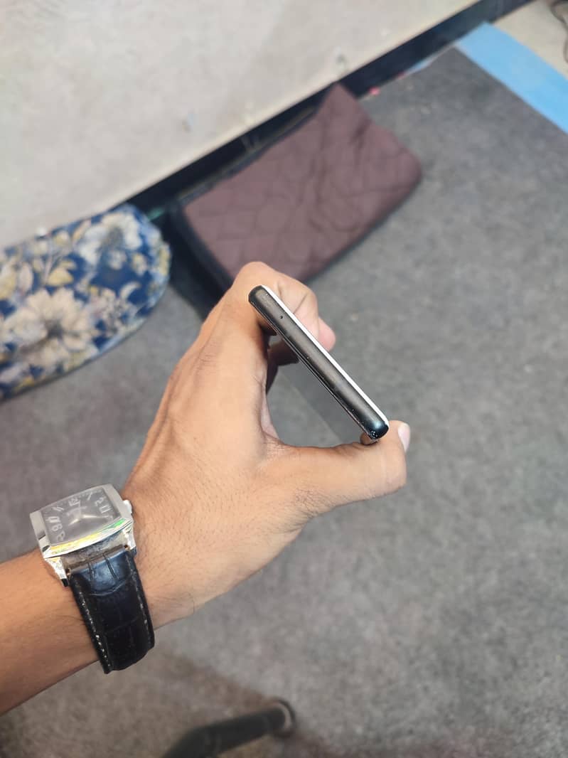 Google Pixel 6a 4
