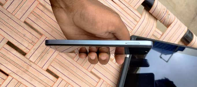Infinix Hot 30i