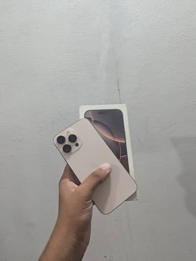 Apple iPhone 16 Pro Max