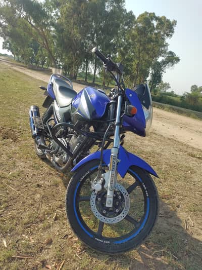 YAMAHA YBR 125