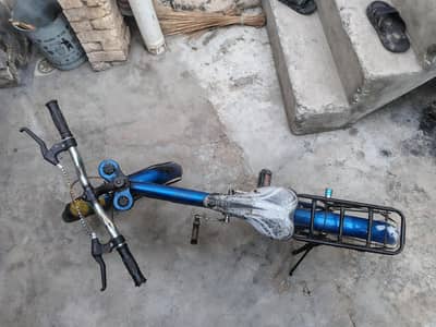 cycle ki condition good ha Bes Koch jaga per sapara mara hova ha