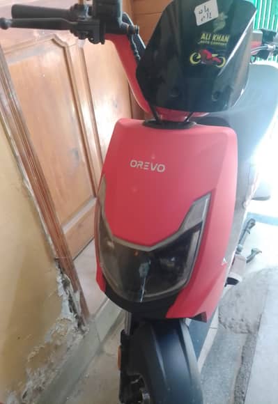 Orevo blizzard electric Scooty 800km drive