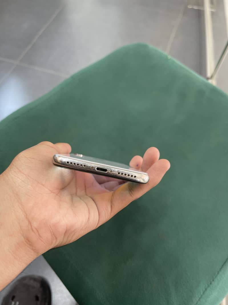 Apple iPhone X 2