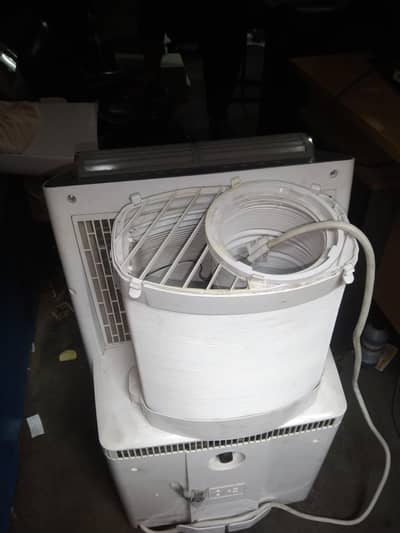 AC PORTABLE