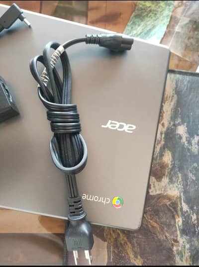 Acer Chromebook 11 (C740)Celerone processor windows
