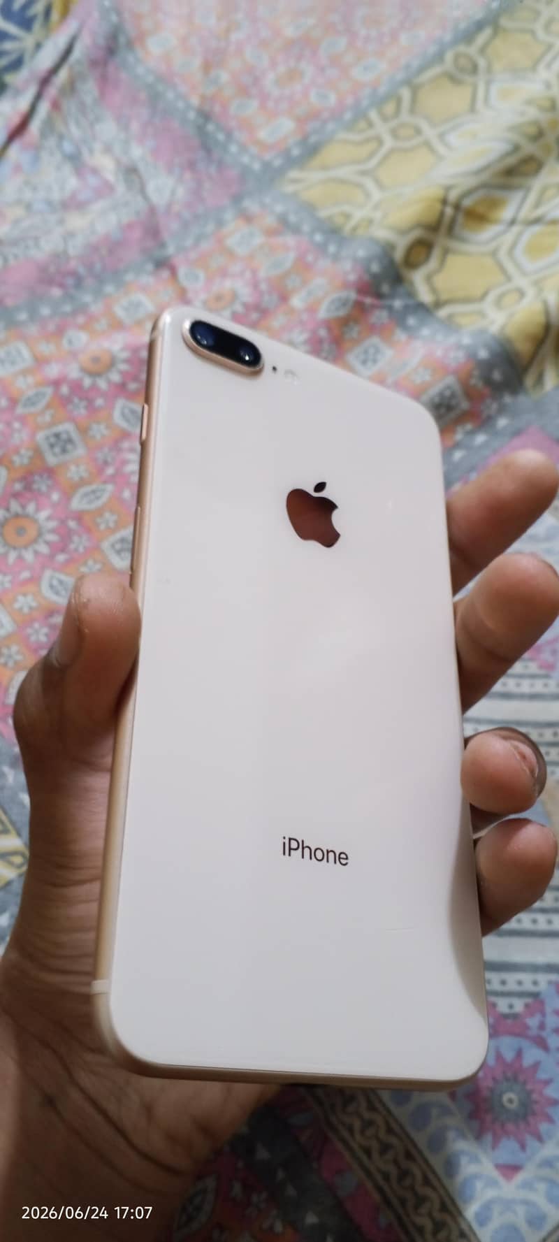 Apple iPhone 8 Plus and Samsung c9 pro 3