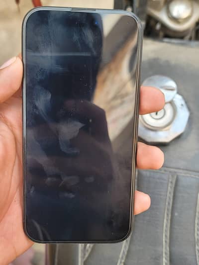 Apple iPhone 16