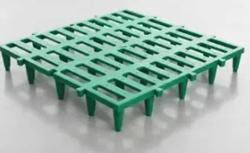 Plastic Slatted Flooring Pallet for Goats, Rabbit, Hen, etc.