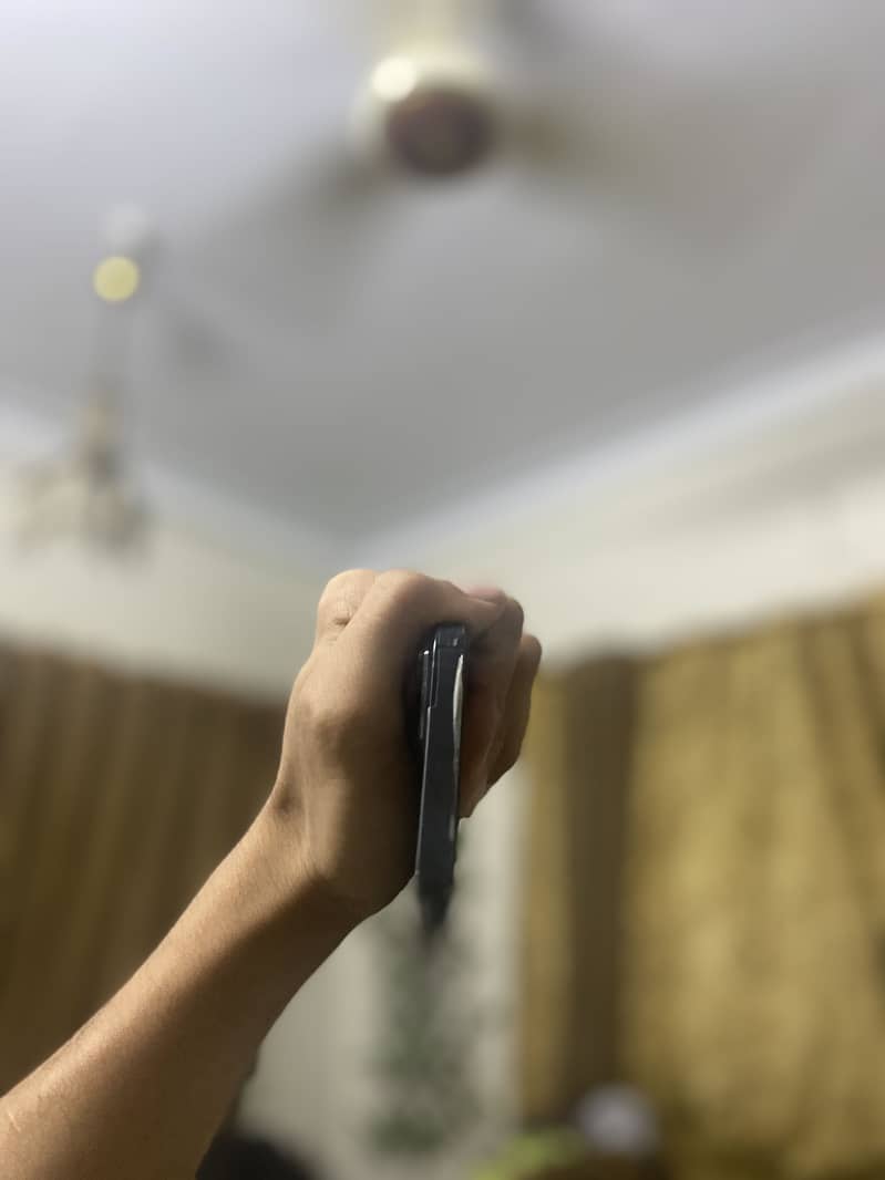 Apple iPhone 14 0