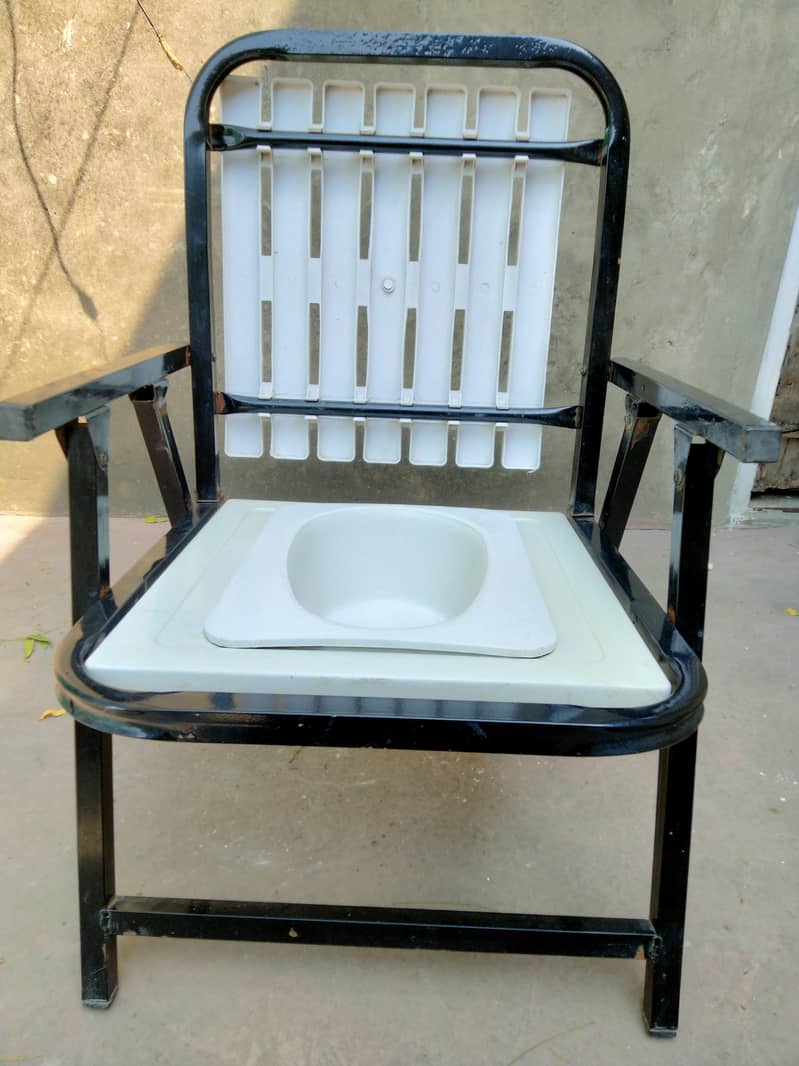 Comode Chair 0