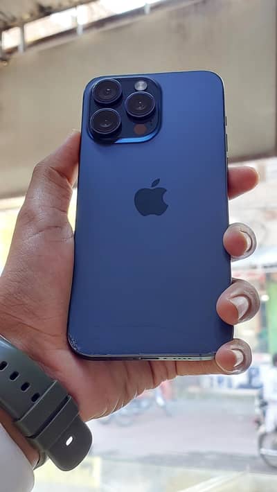 Apple iPhone 15 Pro Max