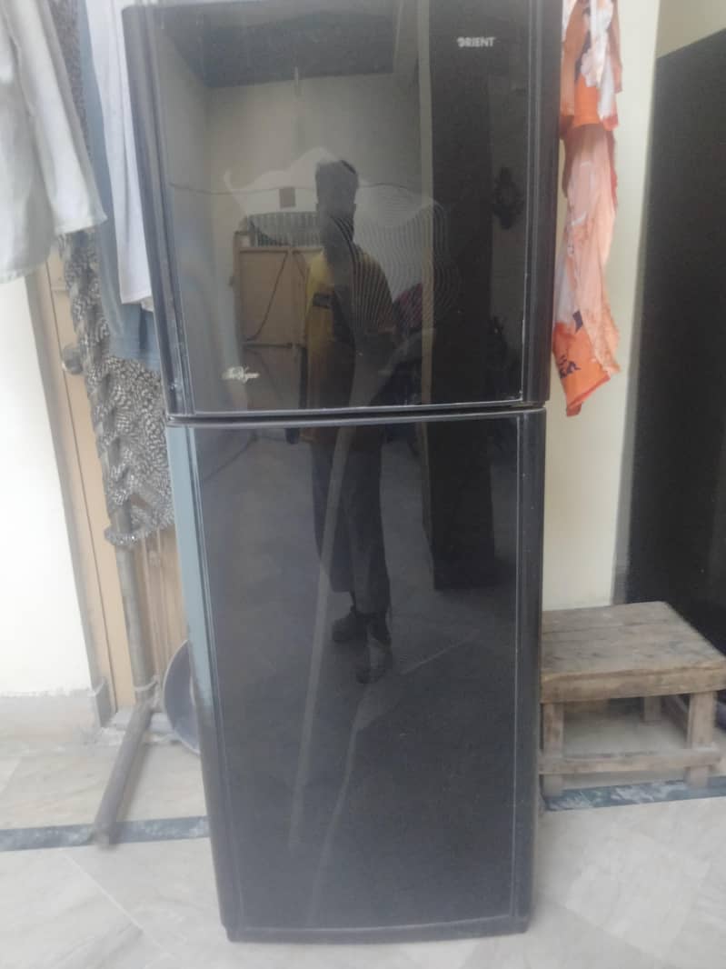 orient  medium size refigerator 3