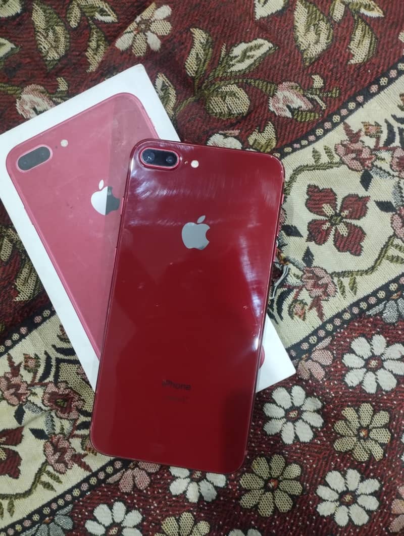 iPhone 8 Plus 0