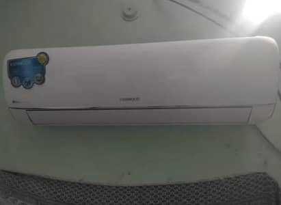 air conditioner 1.5 ton 10/10 condition