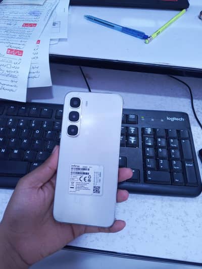 Infinix Hot 60 Pro