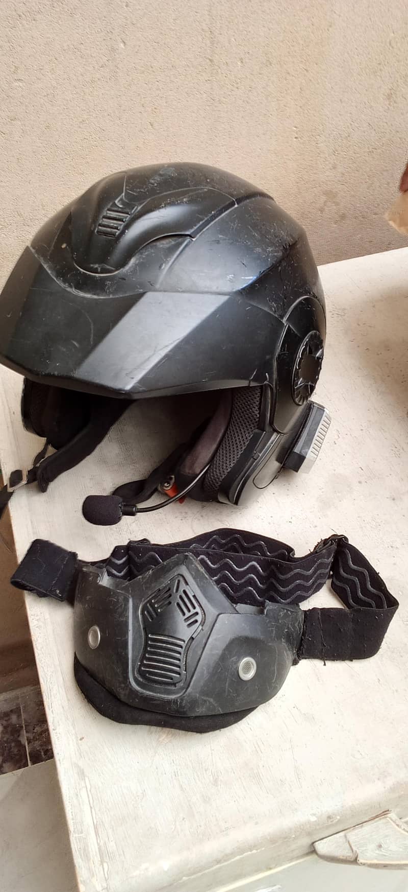 LS2 Helmet. 5