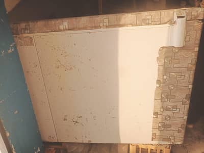 D freezer __ Condition 10/8