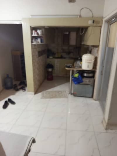 2 BEDS DRAWING DINING FLAT IN BOUNDARY WALL