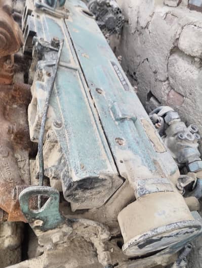 Volvo excavator engine chain Wala