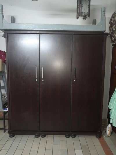 patex 3 door almari urgent sale