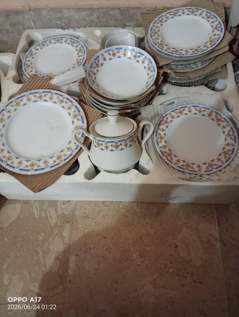 Dinner Set 3