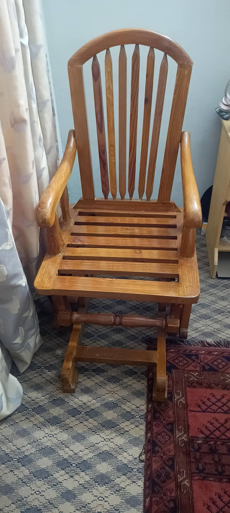 solid Rocking chair 2