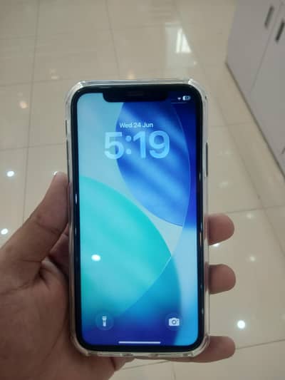 Apple iPhone 11