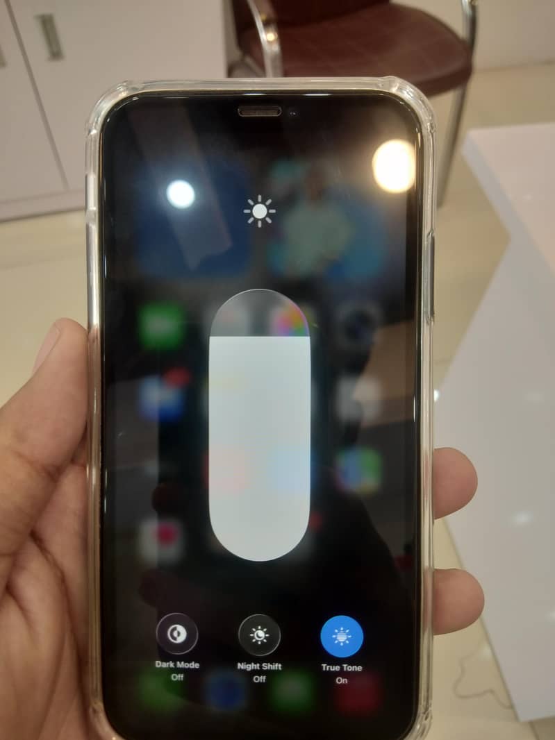 Apple iPhone 11 6