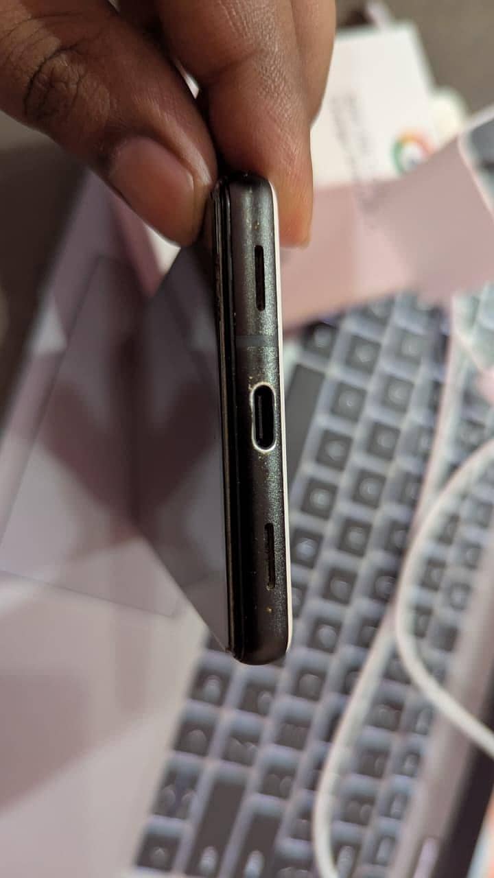 Google Pixel 6a 12