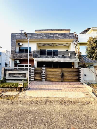 Double Storey with Full basement House for sale in Telegarden F-17 Mpchs