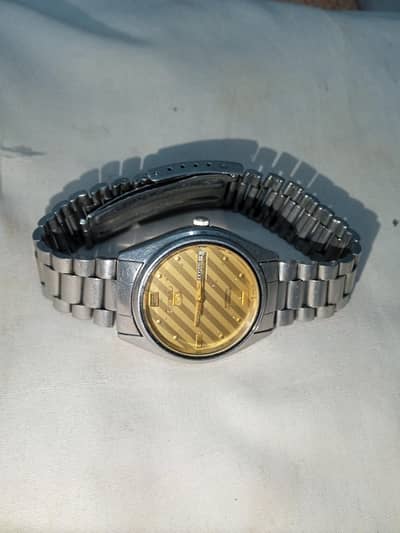 original vintage Seiko 5 Automatic watch